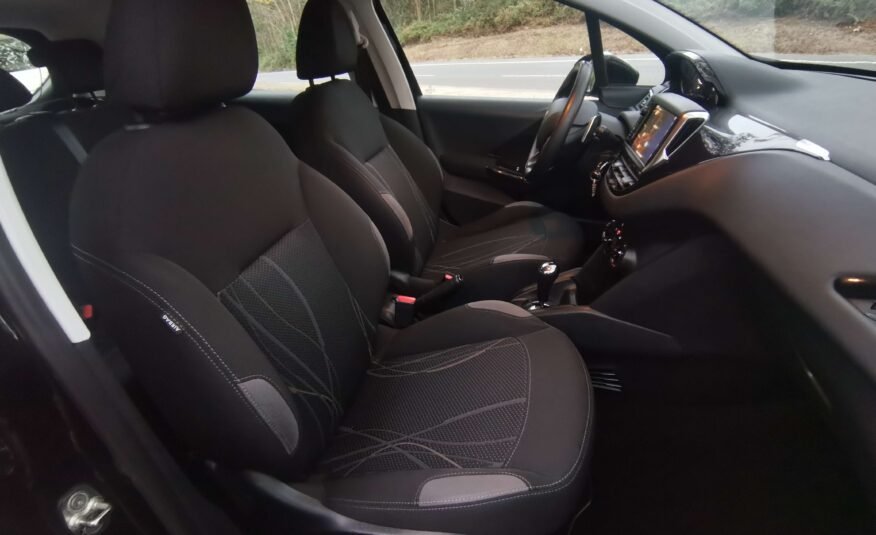 PEUGEOT 208 STYLE 1.4 HDi 68