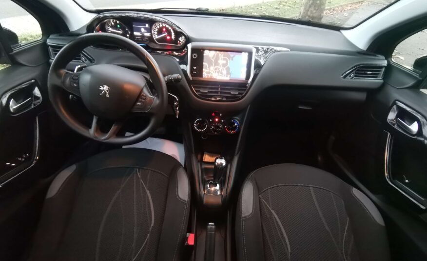 PEUGEOT 208 STYLE 1.4 HDi 68