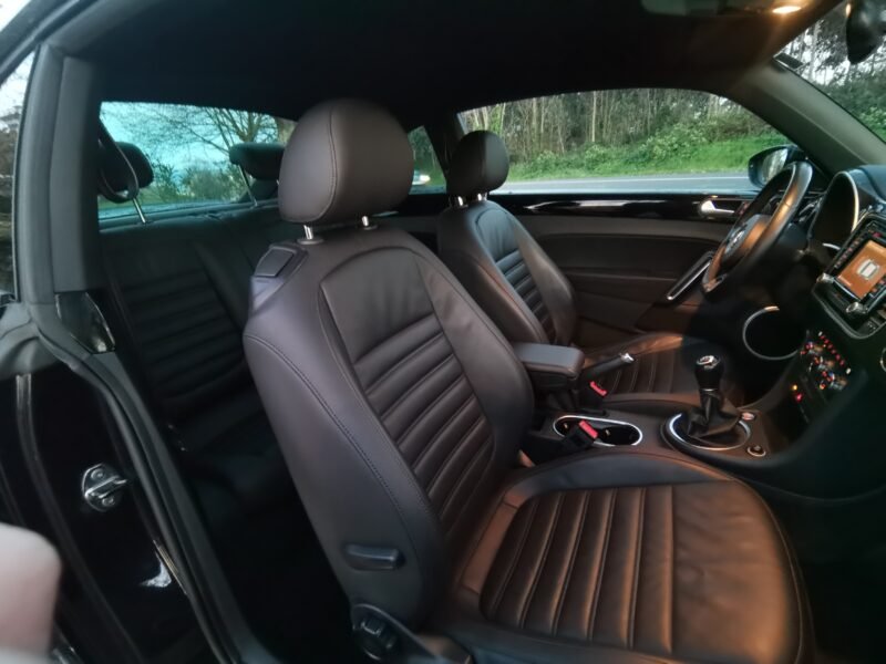 VOLKSWAGEN BEETLE 1.4 TSI 160cv RLine