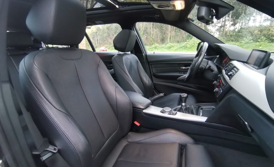 BMW SERIE 3 320d xDrive Touring PACK M