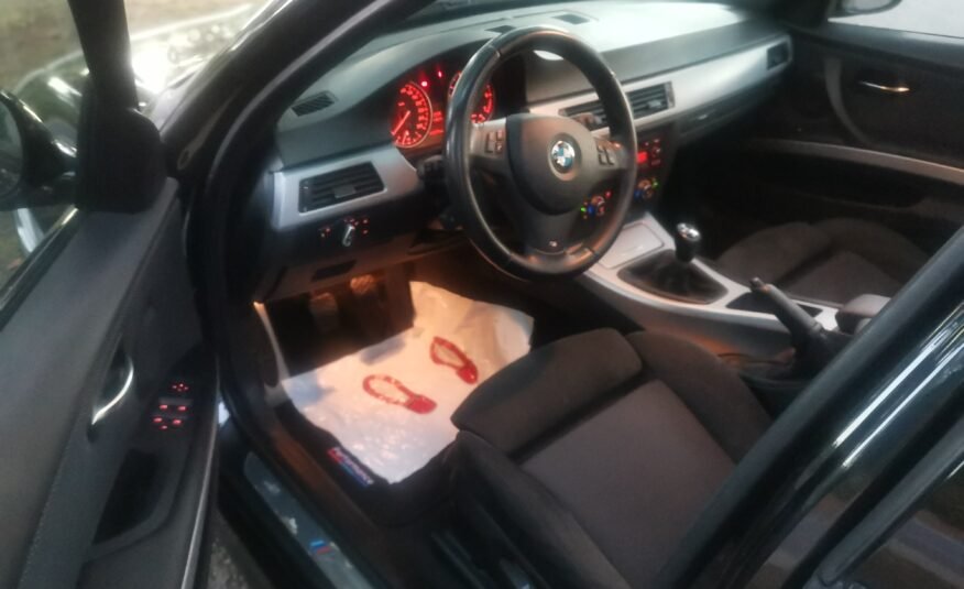 BMW SERIE 3 318I TOURING PACK M
