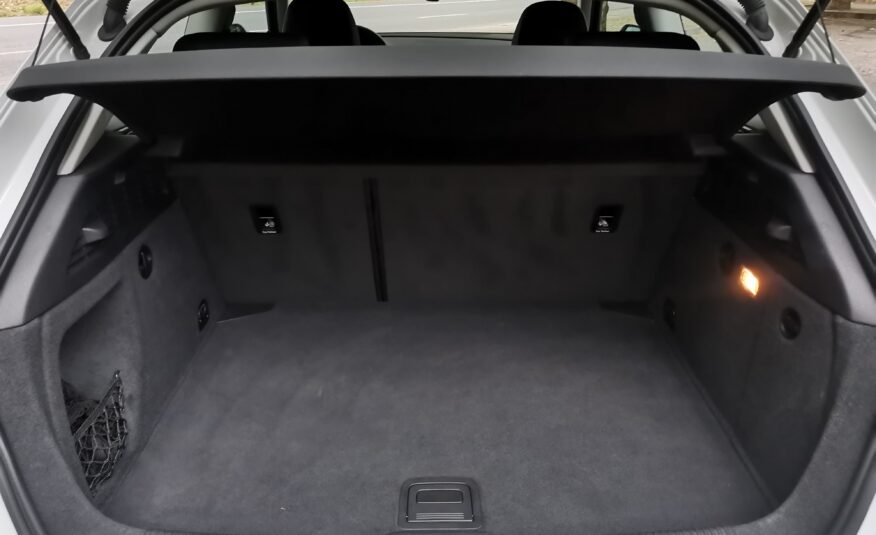AUDI A3 2.0 TDI Ambiente Edicion especial