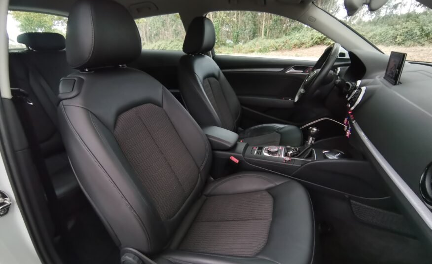 AUDI A3 2.0 TDI Ambiente Edicion especial