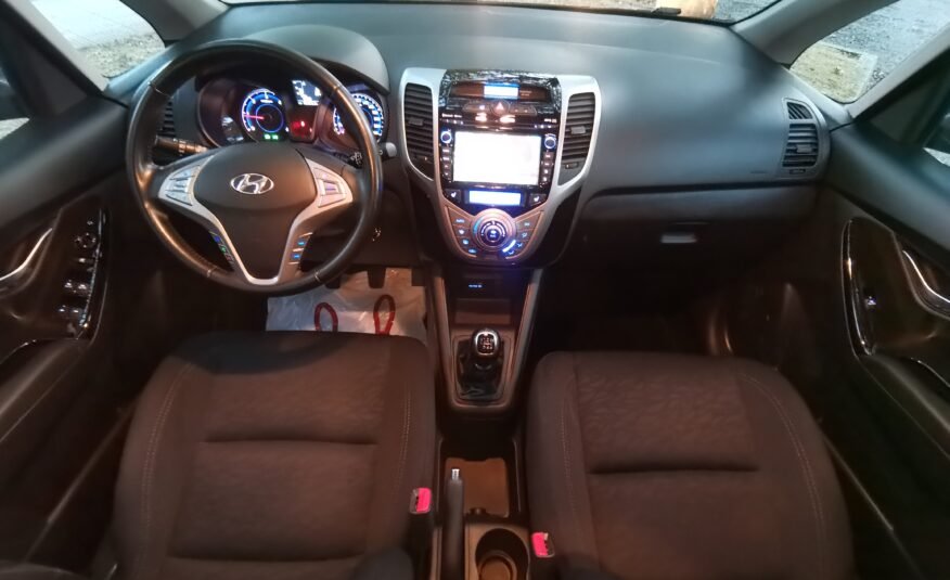 HYUNDAI IX20 1.6 CRDi 115 CV BlueDrive Tecno Sky Nav
