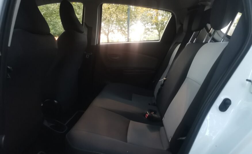 TOYOTA YARIS 1.5 100H Feel 20 Aniversario