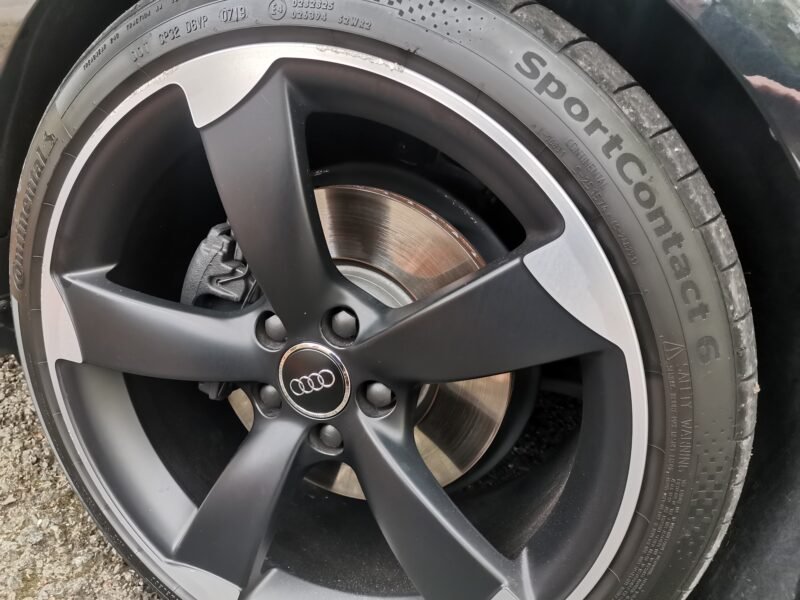 AUDI TT Roadster 1.8 TFSI S line edition