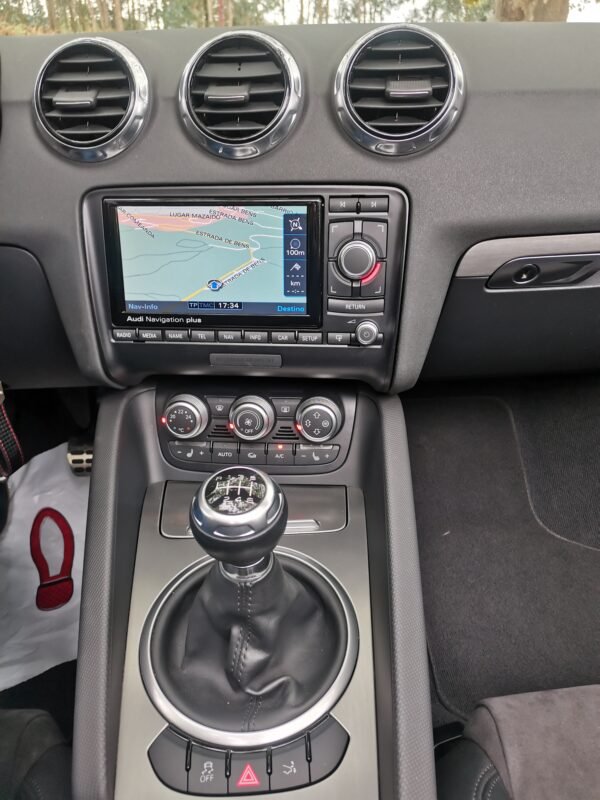 AUDI TT Roadster 1.8 TFSI S line edition