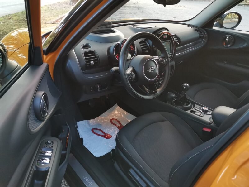 MINI CLUBMAN COOPER