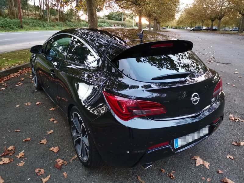 OPEL ASTRA 2.0 CDTi SS 195 CV Biturbo GTC