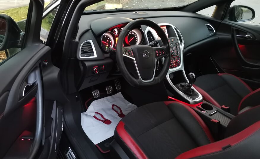 OPEL ASTRA 2.0 CDTi SS 195 CV Biturbo GTC