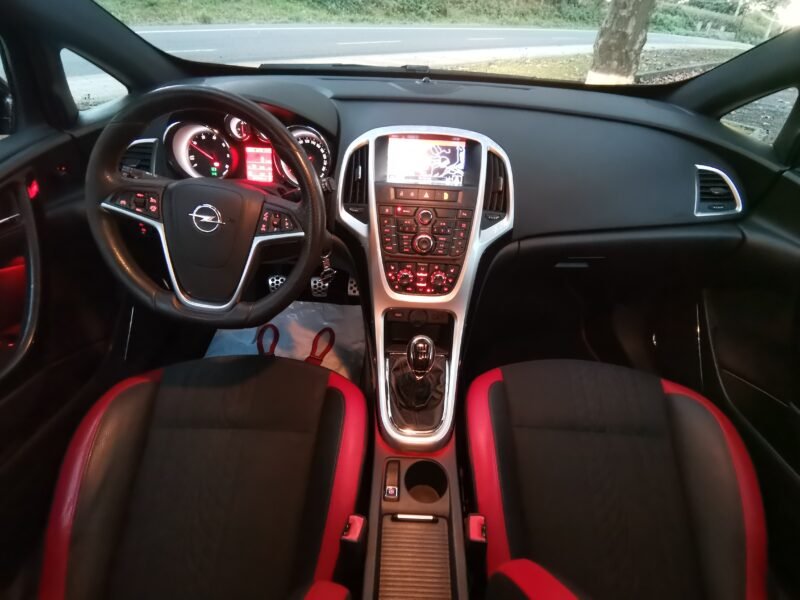 OPEL ASTRA 2.0 CDTi SS 195 CV Biturbo GTC