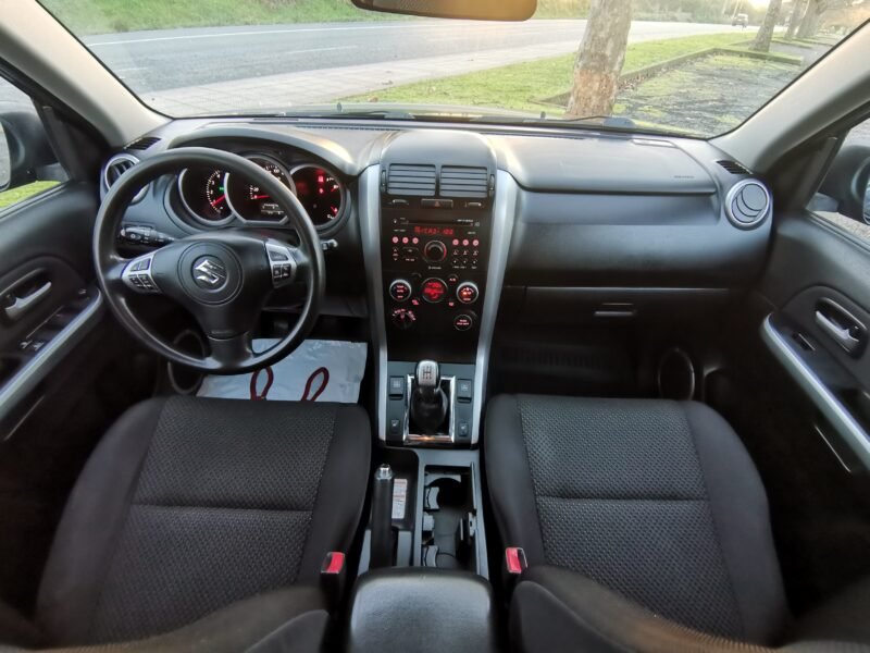 SUZUKI Grand Vitara 1.9 DDiS JLXE 5P 4X4