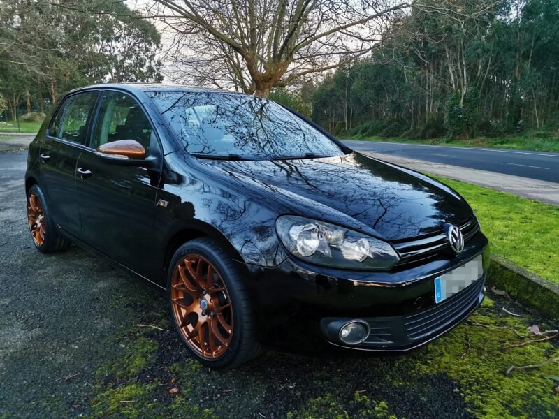 VOLKSWAGEN GOLF VI 1.6 TDI 105cv DPF DSG Sport