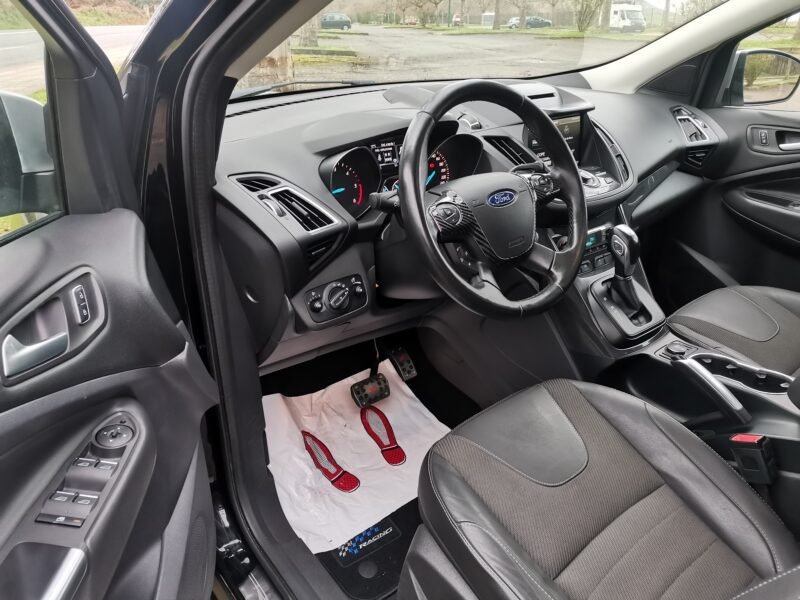 FORD Kuga 2.0 TDCi 110kW 4×4 ASS Titanium Powers.