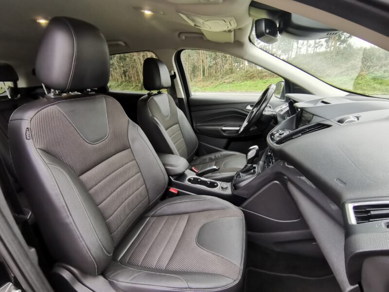 FORD Kuga 2.0 TDCi 110kW 4×4 ASS Titanium Powers.