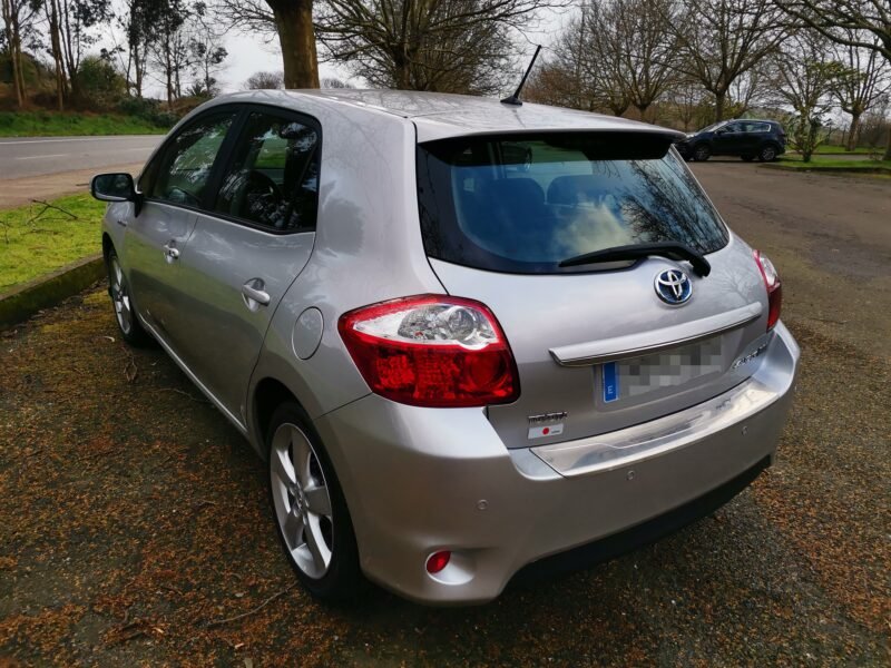 TOYOTA AURIS Hybrid Advance