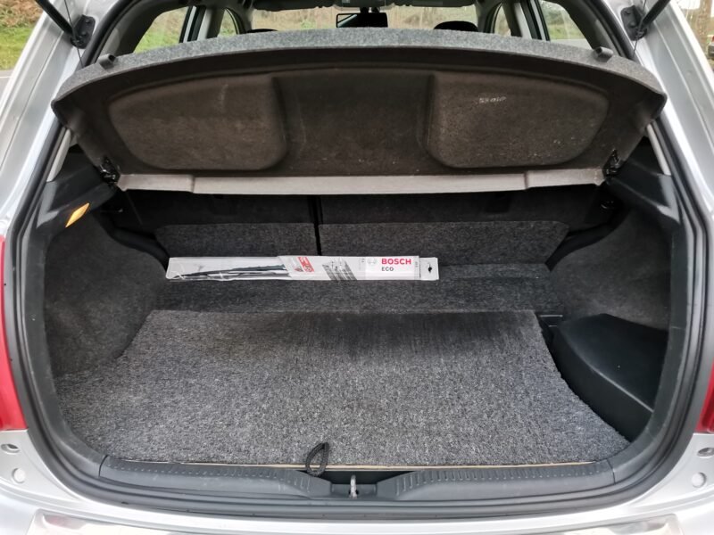 TOYOTA AURIS Hybrid Advance