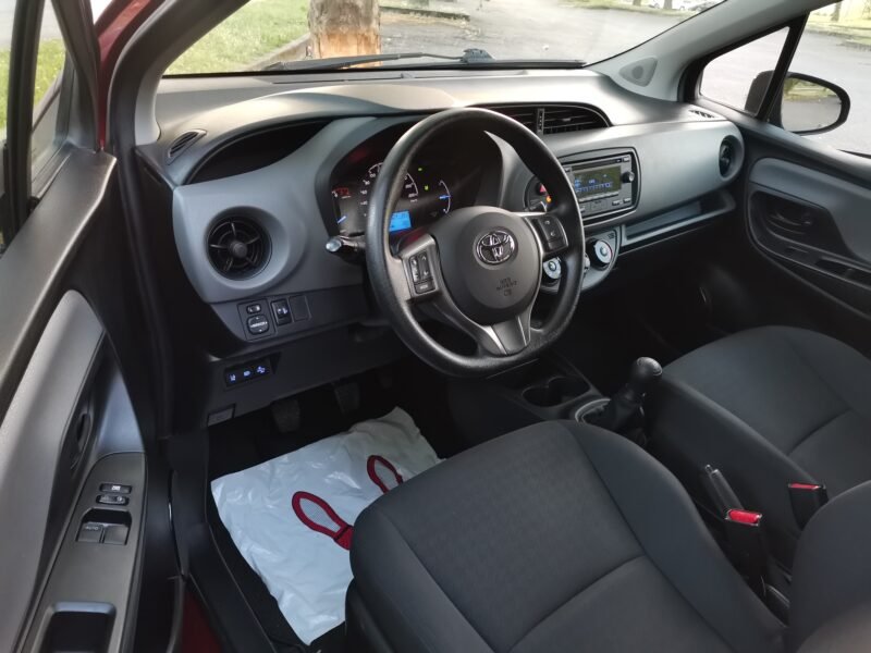 TOYOTA YARIS Yaris 1.0 70 Active