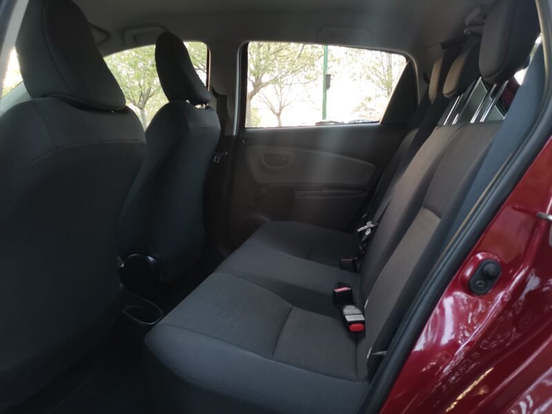 TOYOTA YARIS Yaris 1.0 70 Active