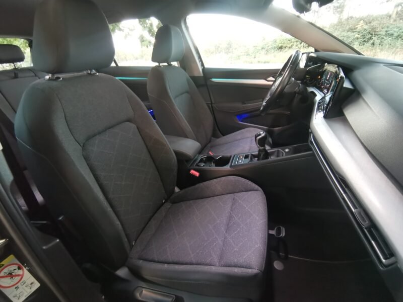 VOLKSWAGEN GOLF VIII Life 1.0 TSI 81kW 110CV