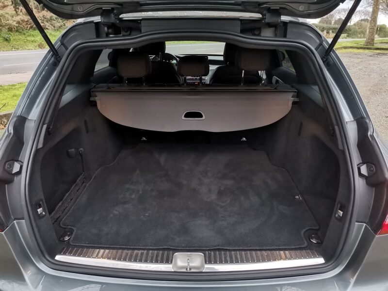 MERCEDES-BENZ C220 CDI 9G-TRONIC AMG LINE NIGHT EDITION
