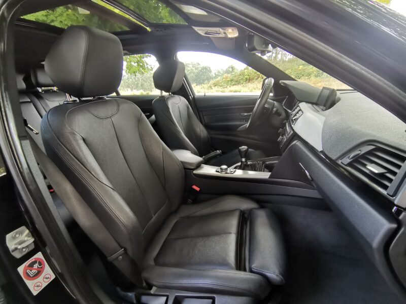 BMW Serie 3 320d xDrive Touring PACK M